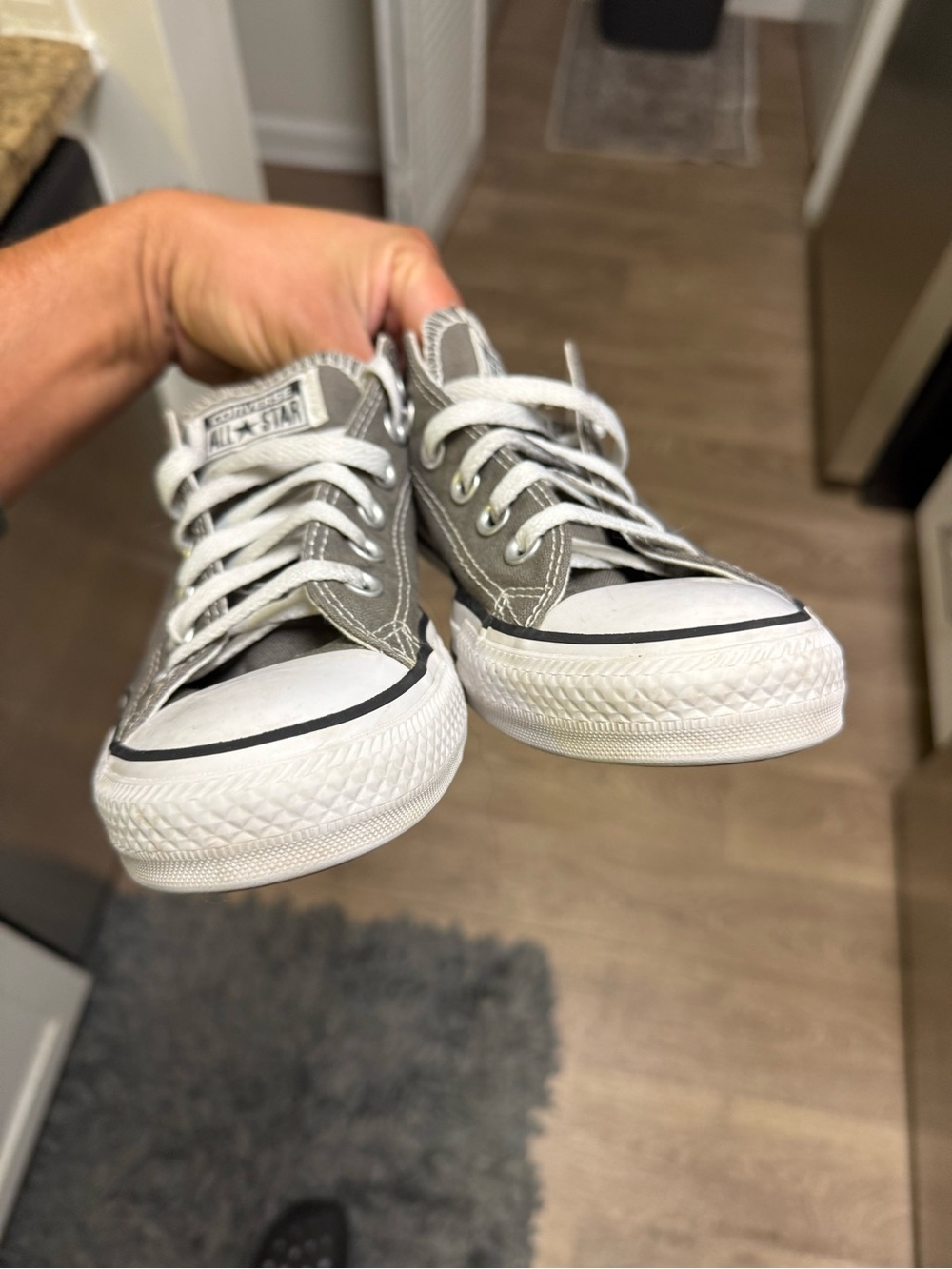 Converse Chuck Taylor All Stars Lowtop Gray White Women Size 7.5 Used - Picture 4 of 8